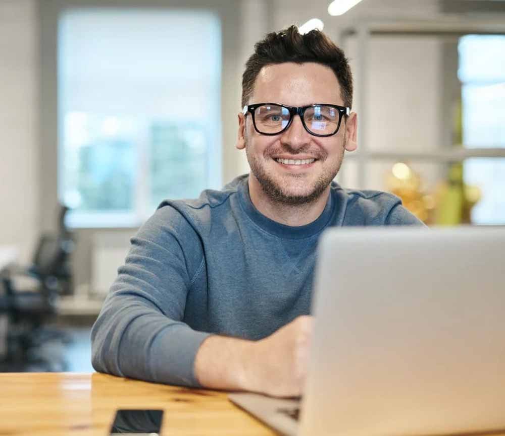 Spectacle and A Pen